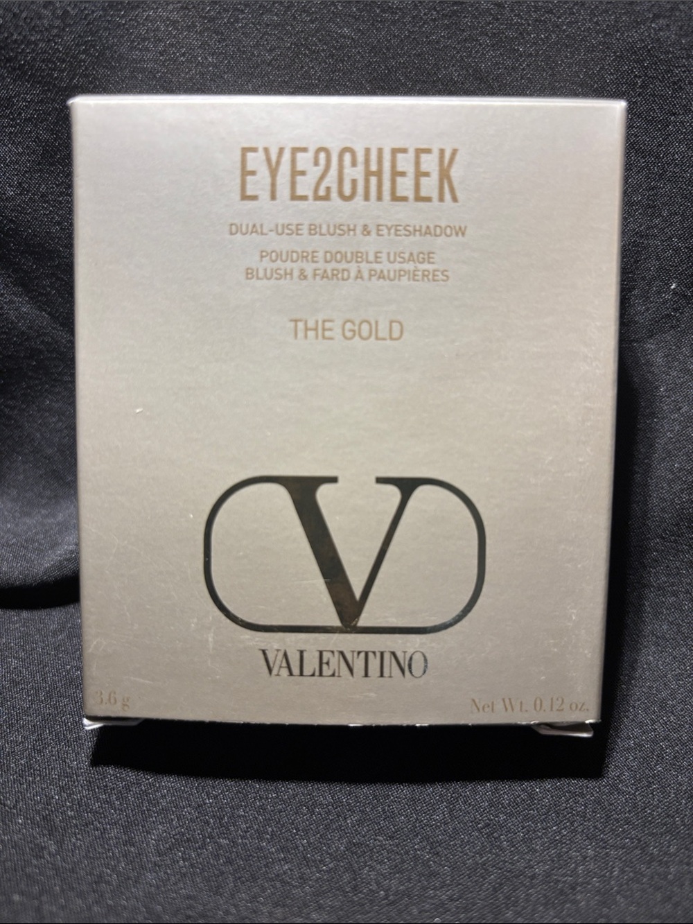 Valentino Eye2Cheek Dual-Use Blush & Eyeshadow — Gold Finish
